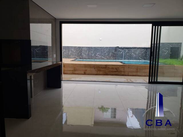 Casa para Venda em Cuiabá - 5