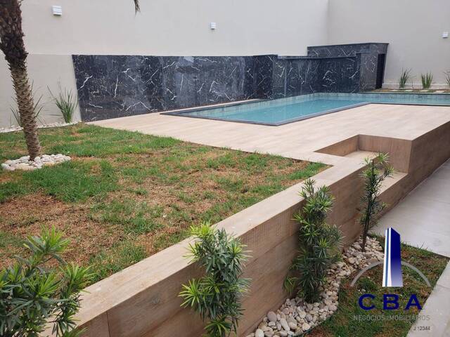 Casa para Venda em Cuiabá - 3