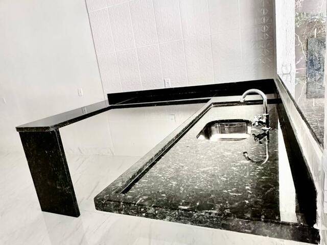 Casa para Venda em Cuiabá - 2