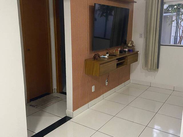 Casa para Venda em Várzea Grande - 2