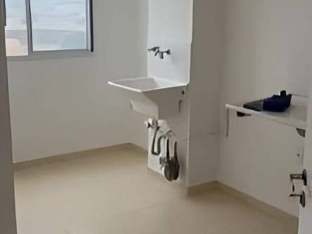 Apartamento para Venda em Cuiabá - 3