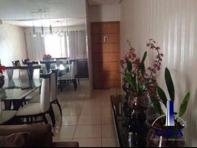 Apartamento para Venda em Cuiabá - 2