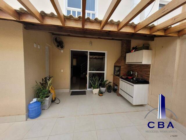 Casa para Venda em Cuiabá - 2