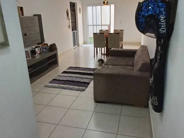 #2558 - Casa para Venda em Cuiabá - MT
