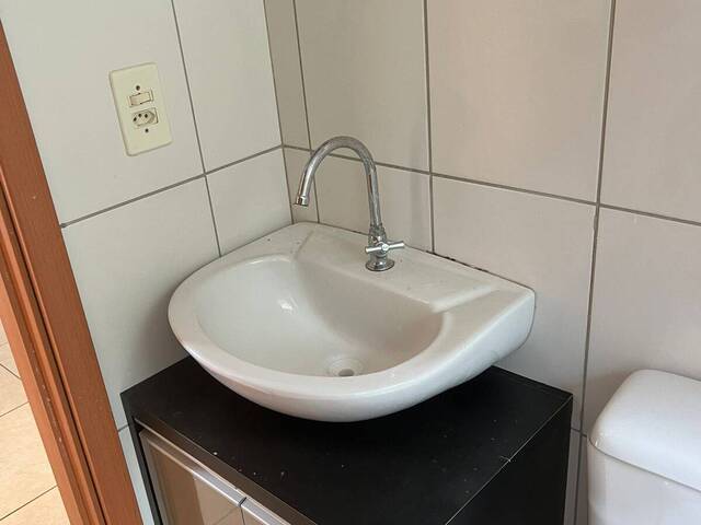 Apartamento para Venda em Cuiabá - 2