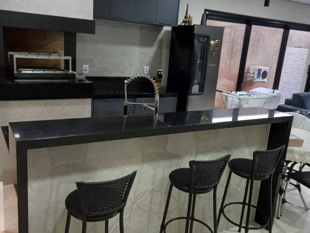 Casa para Venda em Cuiabá - 3