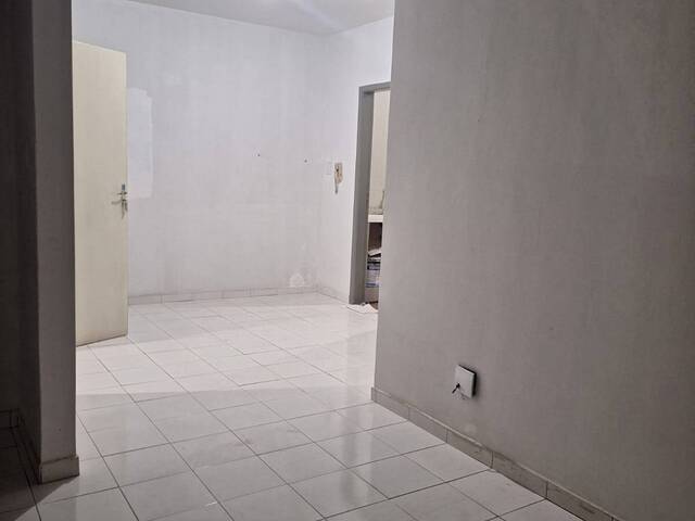 Apartamento para Venda em Cuiabá - 4