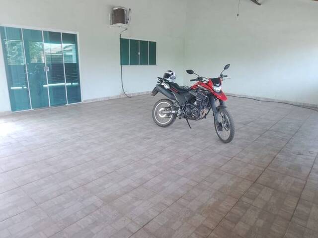 Casa para Venda em Cuiabá - 2