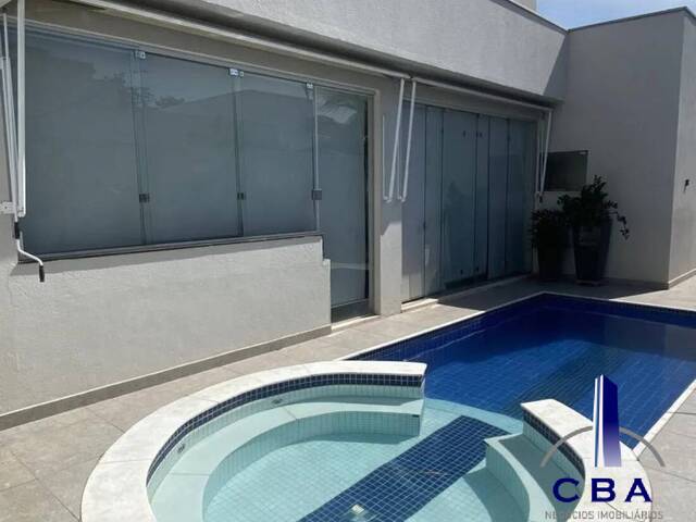 Casa para Venda em Cuiabá - 2