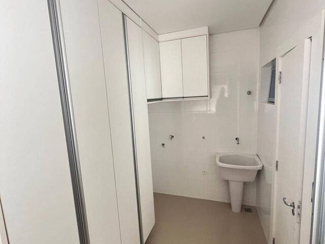 Apartamento para Venda em Cuiabá - 3
