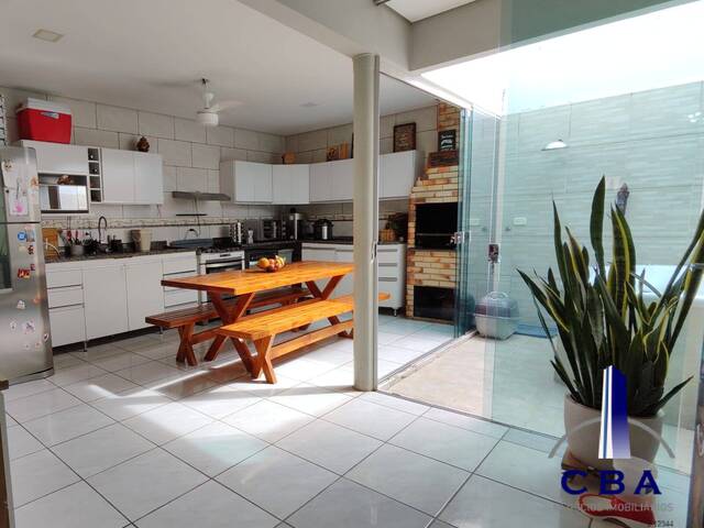#2765 - Casa para Venda em Cuiabá - MT