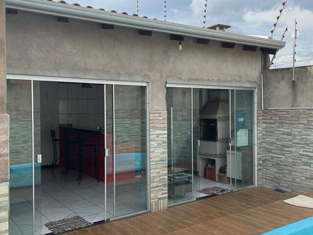 Casa para Venda em Cuiabá - 2