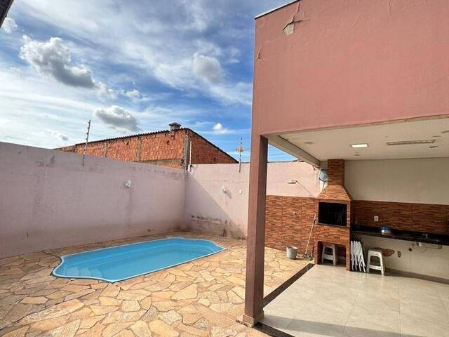 #2999 - Casa para Venda em Cuiabá - MT - 2