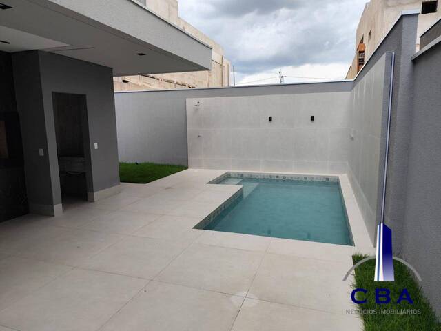 #3022 - Casa para Venda em Cuiabá - MT - 3