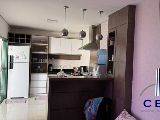 Casa para Venda em Cuiabá - 2