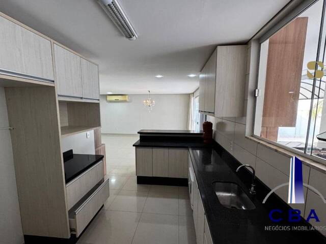 Casa para Venda em Cuiabá - 2