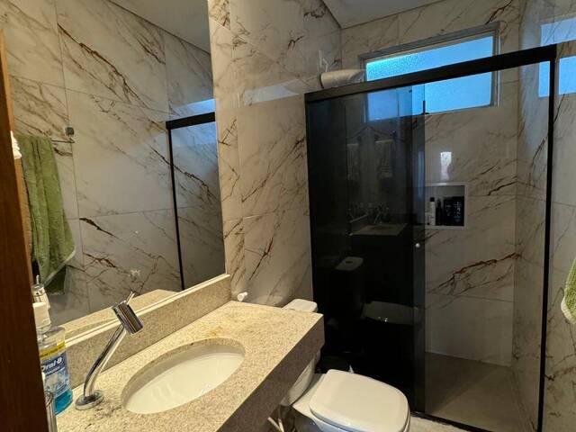 Apartamento para Venda em Cuiabá - 4