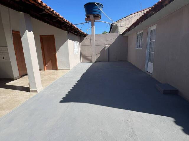 Casa para Venda em Cuiabá - 2