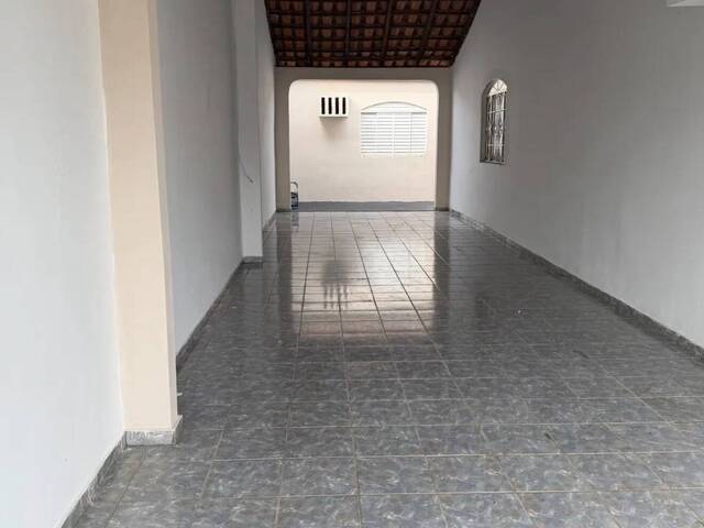 Casa para Venda em Cuiabá - 2