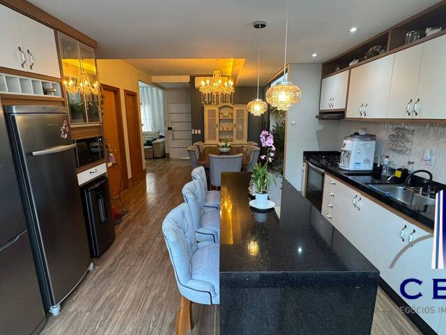 Venda em Ribeirão do Lipa - Cuiabá