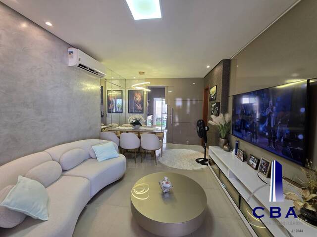 Casa para Venda em Cuiabá - 2