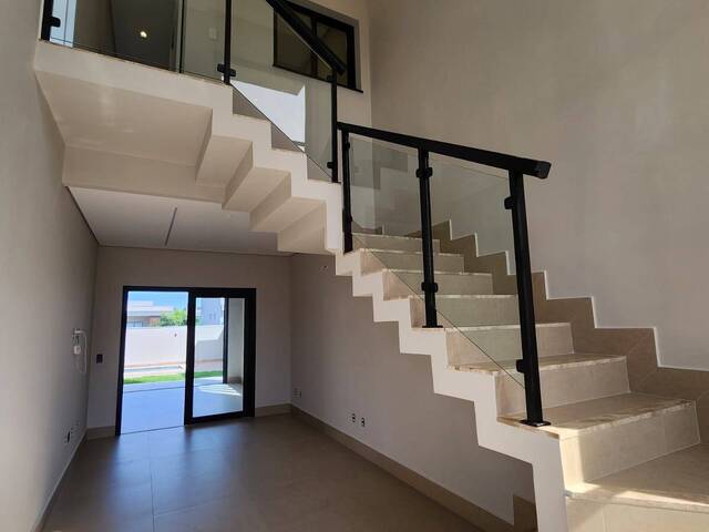 #3156 - Casa para Venda em Cuiabá - MT